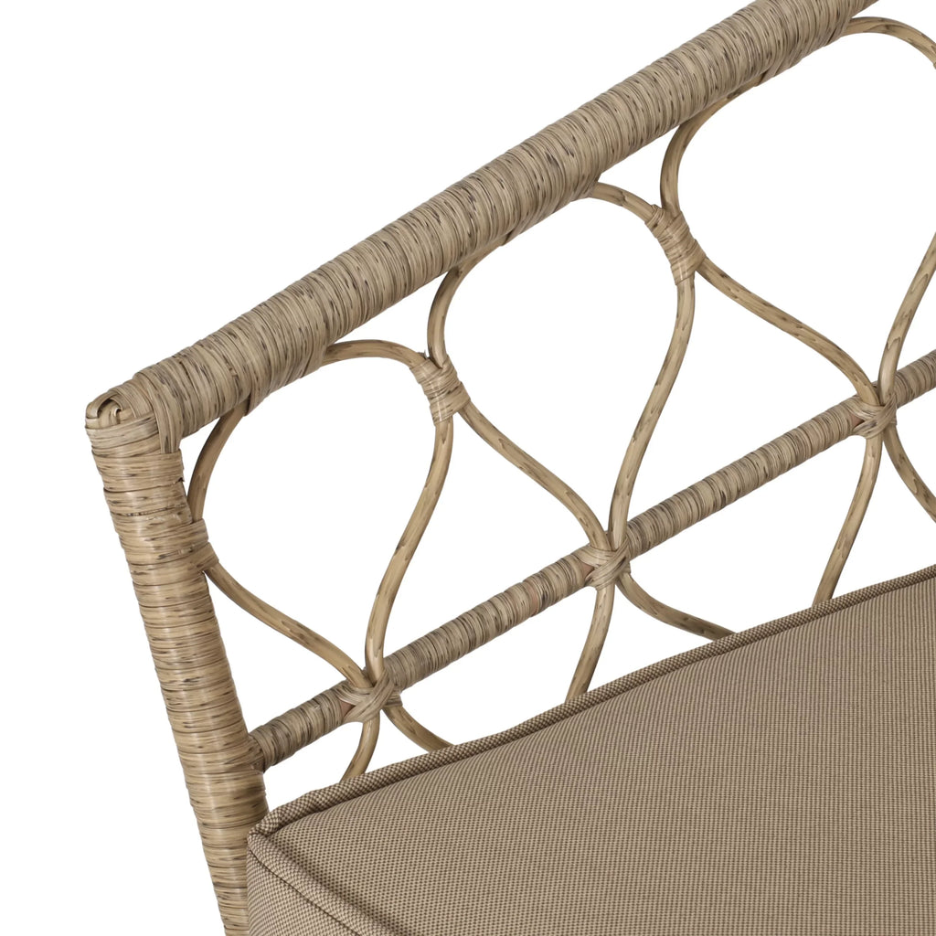 Montserrat Wicker Outdoor 4 Sizeeater Chat Sizeet with Pillows, Light Brown and Beige