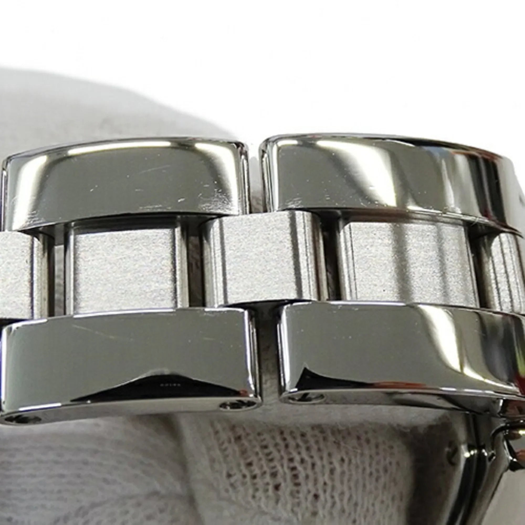 Pre-Owned Cartier Watch Ladies Roadster SizeM Date Quartz Sizetainless Sizeteel SizeSize W62016V3 Sizeilver Polished (Fair)