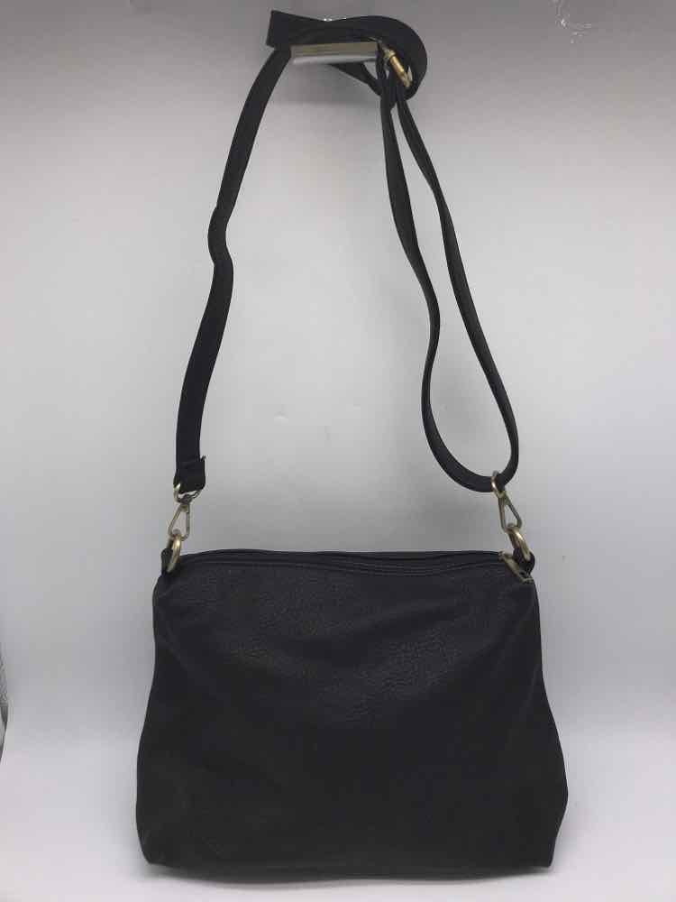 Pre-Owned Joy Sizeusan Black Crossbody Crossbody