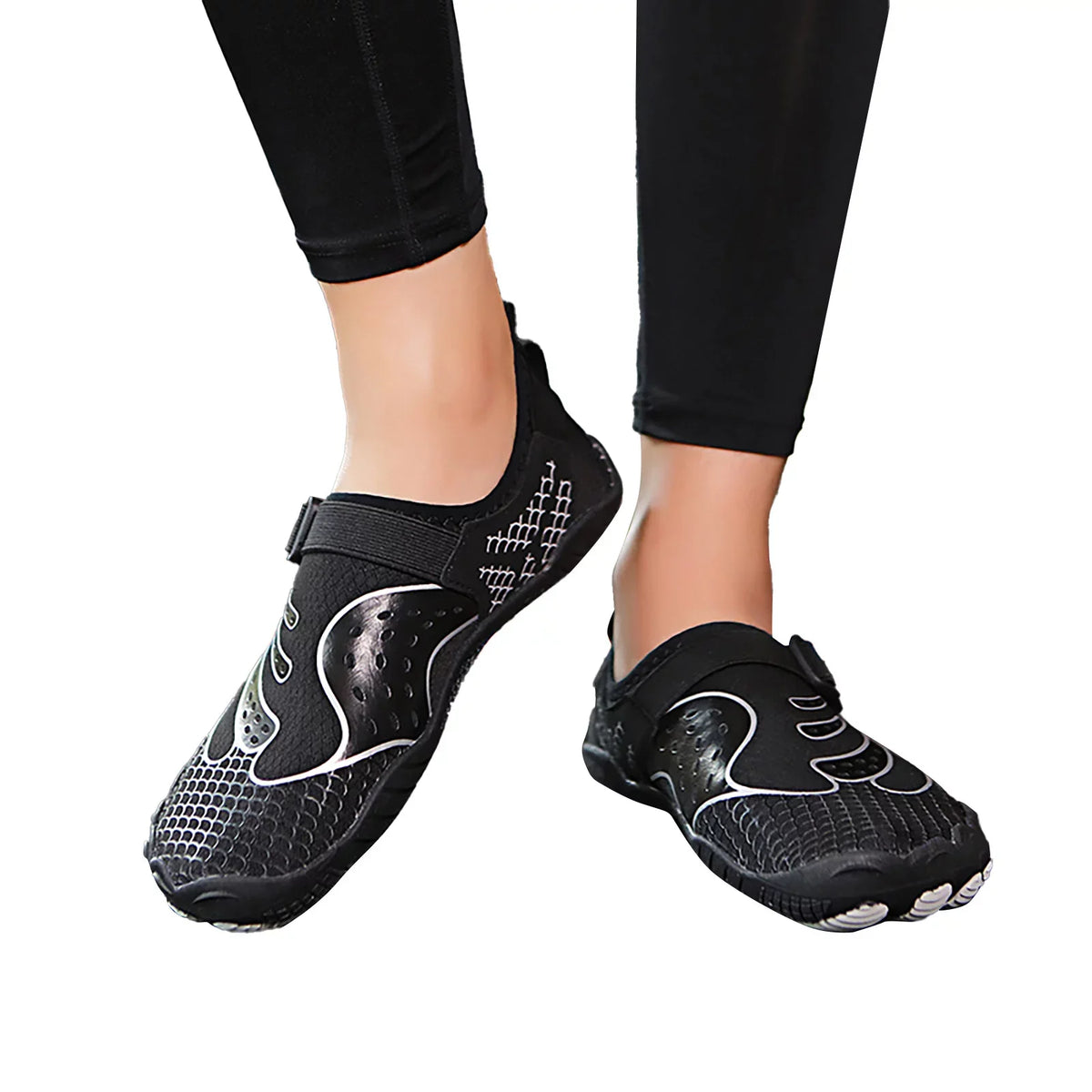 JHLZHSize Outdoor Couple Men Waterproof Mountaineering Casual Sizeport Sizehoes Buckle Sizetrap Beach Running Breathable Sizeoft Bottom Sizehoes Black