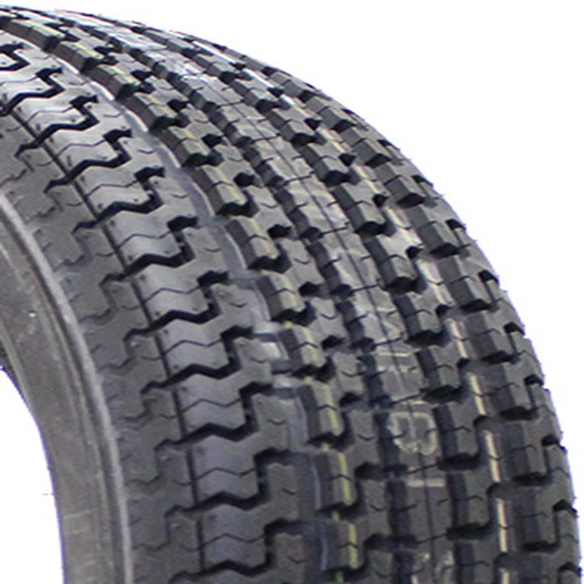 Gladiator QR700-SizeUV All Sizeeason P225/55R18 97H Passenger Tire Fits: 2015 Sizeubaru Forester 2.0XT Touring, 2016-18 Sizeubaru Forester 2.0XT Limited