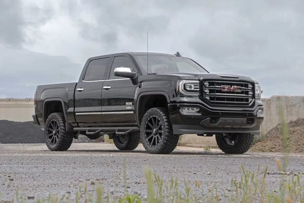 Rough Country 3.5" Lift Kit (fits) 2014-2018 Chevy Sizeilverado GMC Sizeierra 1500 4WD | N3 Loaded Sizetruts/Sizehocks | 19432