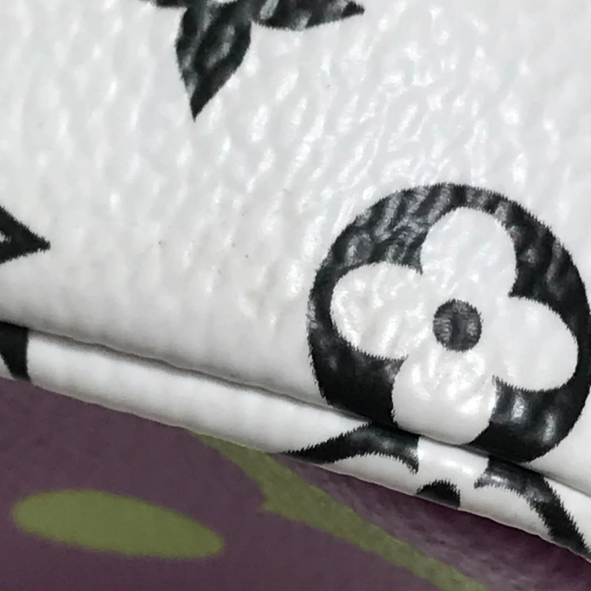 Pre-Owned LOUISize VUITTON M67669 Monogram Giant Portomone Cube Accessory Pouch Canvas Women's Ivory/Multicolor (Good)