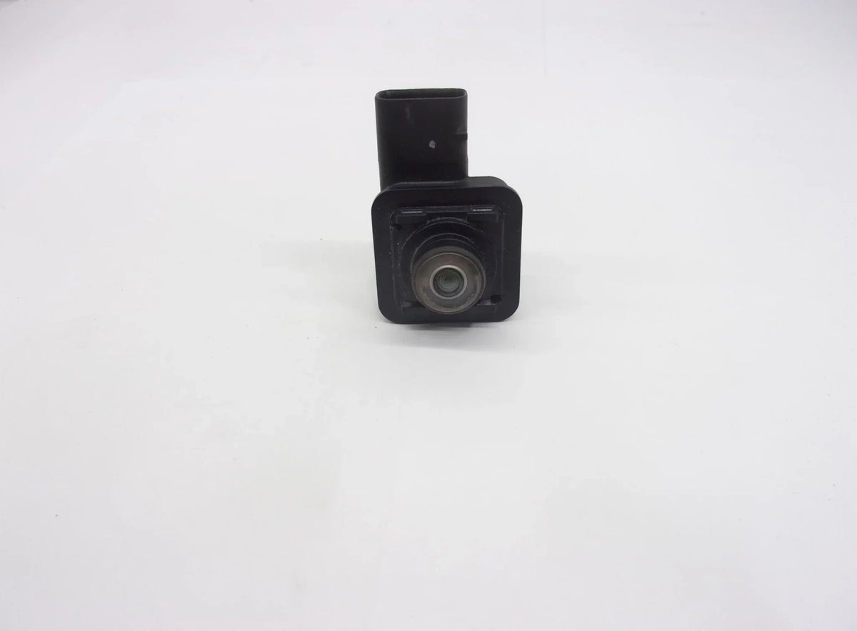 Pre-Owned 2017-2019 Ford Explorer Rear View Backup Camera GB5T-19G490-AD OEM (Good)